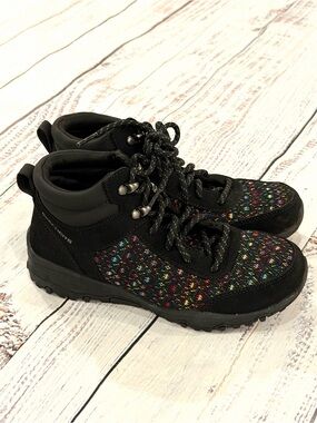 Skechers Seager Water Repellent Hiker Boots Art Beat Black Womens Size 5